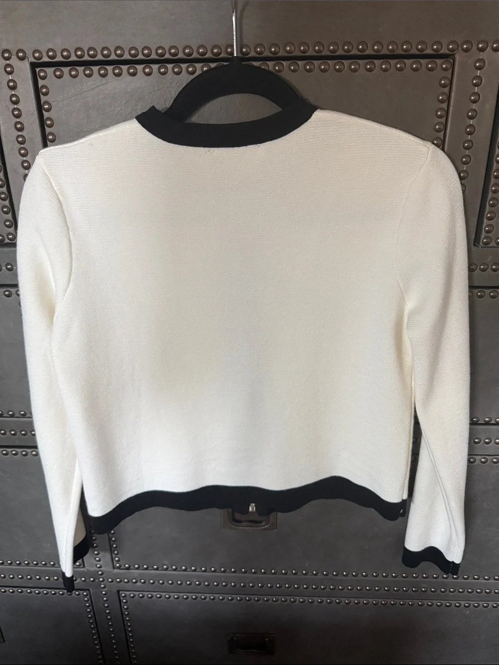 Zara White and Black Cropped Zip-Front cardigan